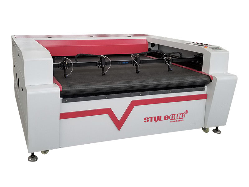 平板激光切割機,適用于貼花套件,配有 4 個頭