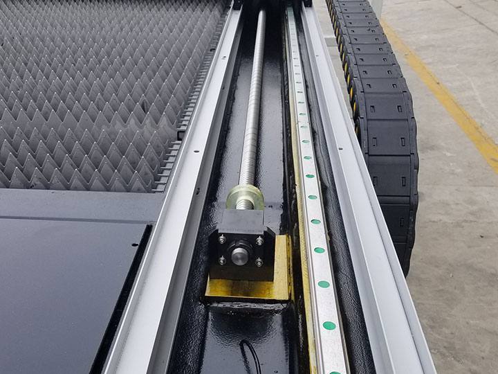 滾珠絲杠傳動激光切割機