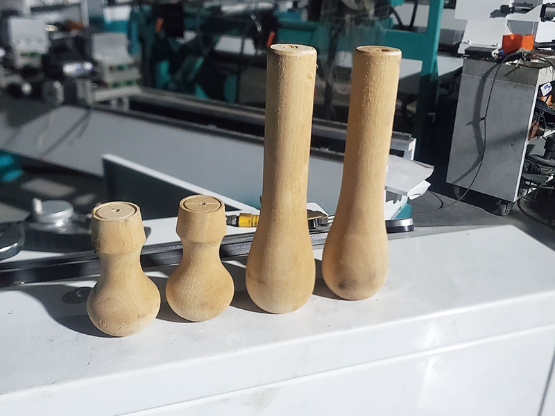 適合初學(xué)者的小型木工車床 - 家用數(shù)控木工車床 適合初學(xué)者的小型木工車床 - 家用數(shù)控木工車床