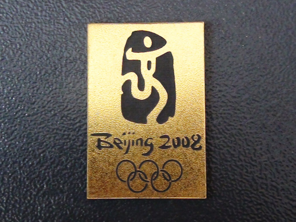 雙色板標(biāo)牌激光切割機