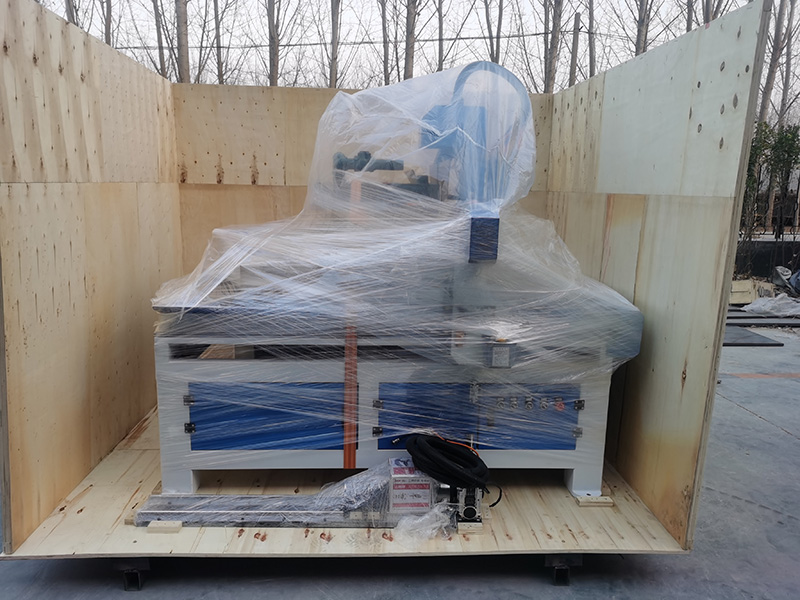 4x4自動換刀數控雕刻刻機包 4x4自動換刀數控雕刻刻機包