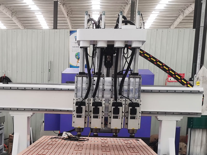 盈利型4x8數控雕刻機工作臺用于商業用途