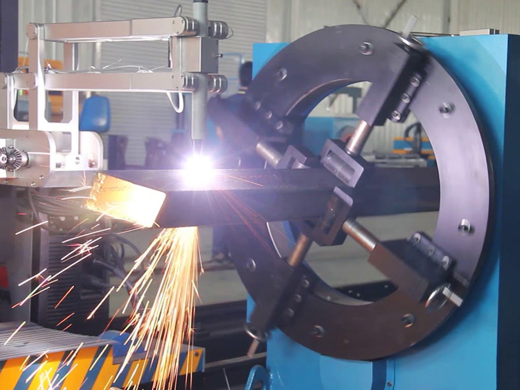 數(shù)控等離子切割方管