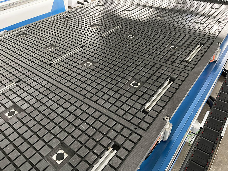 四軸數(shù)控雕刻機(jī)真空工作臺(tái) 四軸數(shù)控雕刻機(jī)真空工作臺(tái)