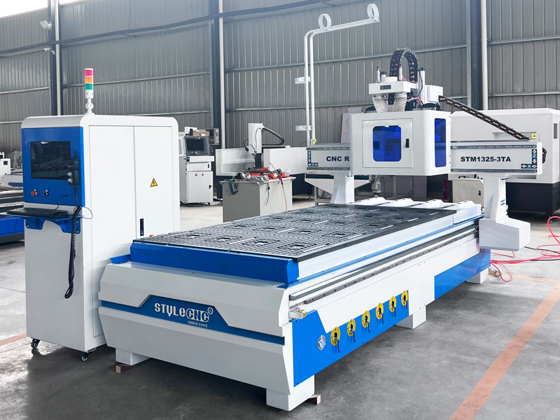 工業級 4x8數控木門機 工業級 4x8數控木門機