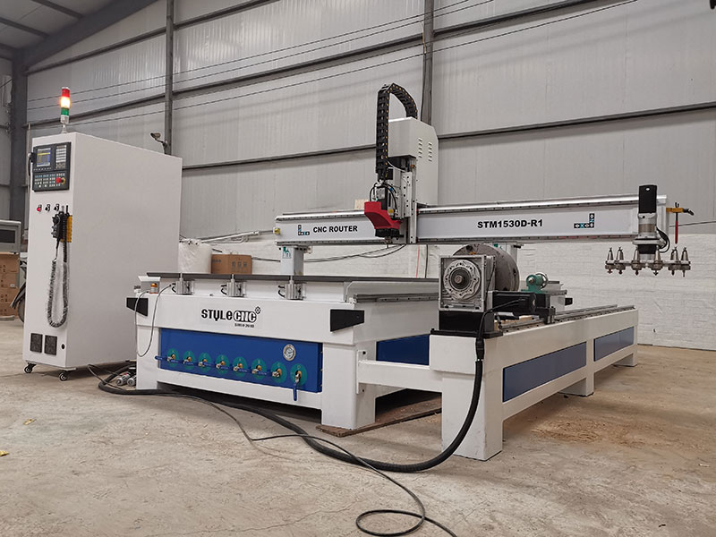 帶四軸旋轉(zhuǎn)的數(shù)控木材加工中心 帶四軸旋轉(zhuǎn)的數(shù)控木材加工中心