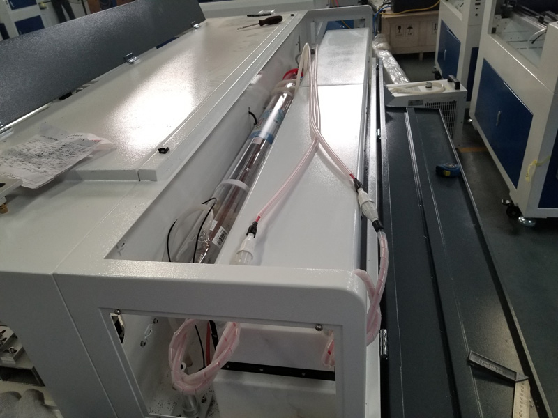 永利280W合束激光管 永利280W合束激光管