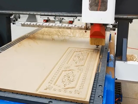 5'x10' 線性自動換刀數控雕刻刻機,用于浮雕 5'x10' 線性自動換刀數控雕刻刻機,用于浮雕