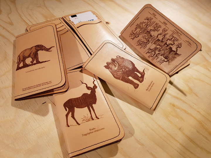 激光雕刻定制皮革卡夾