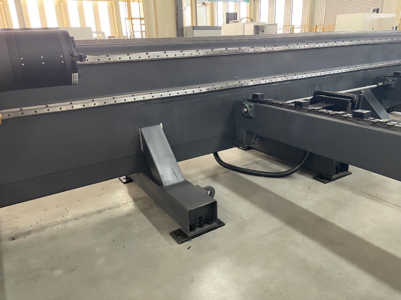 側裝式激光坡口切割機