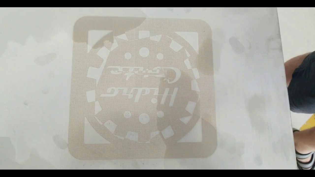 2025年最佳預算光纖激光雕刻機,帶 XY 移動工作臺 2025年最佳預算光纖激光雕刻機,帶 XY 移動工作臺