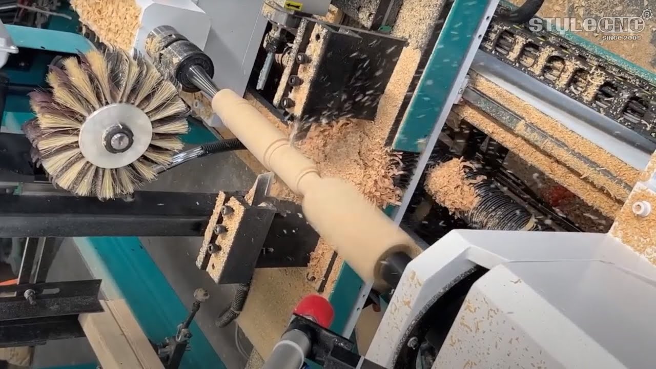 用于樓梯欄桿車削的高性能數(shù)控木工車床