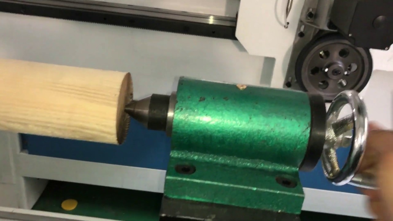 初學者如何使用帶有旋轉第四軸的數控雕刻機？