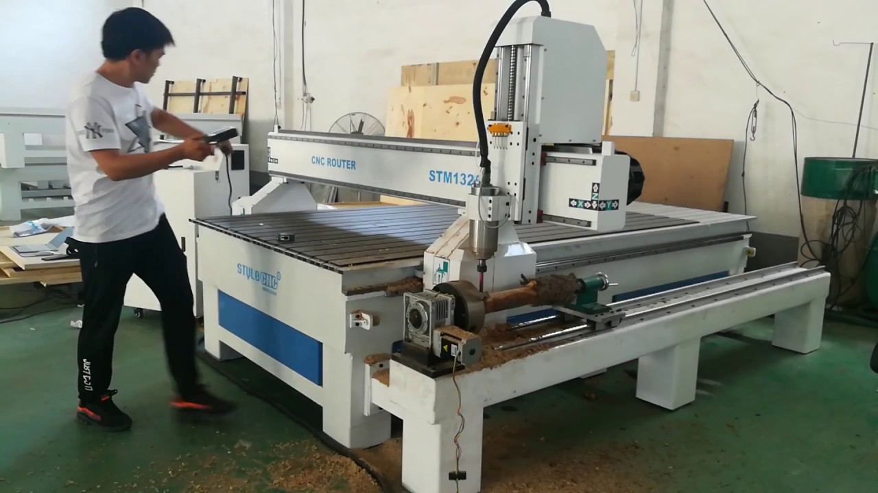 英國一款超棒的旋轉(zhuǎn)四軸數(shù)控雕刻機(jī)