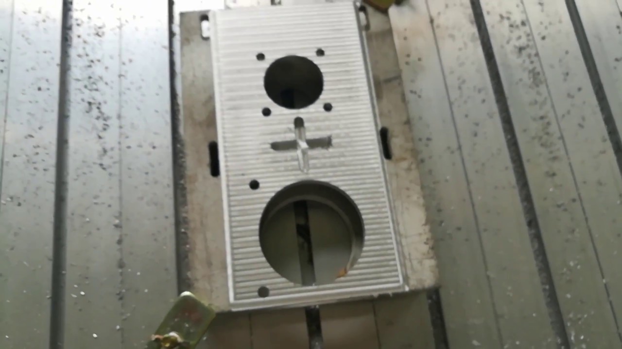 數控定制鋁加工件銑床